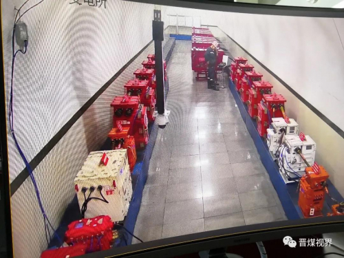 寺河矿：集团公司首台智能巡检机器人上线运行