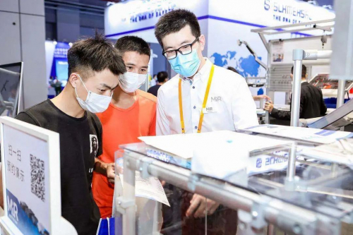 工博会丨MiR开箱即用解决方案满足用户多样需求，赋能企业内部物流自动化