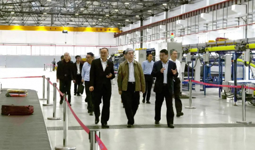 雷凡培到昆船调研指导工作