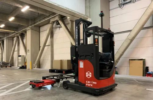 ZMP开始接受无人叉车托盘识别功能的订单