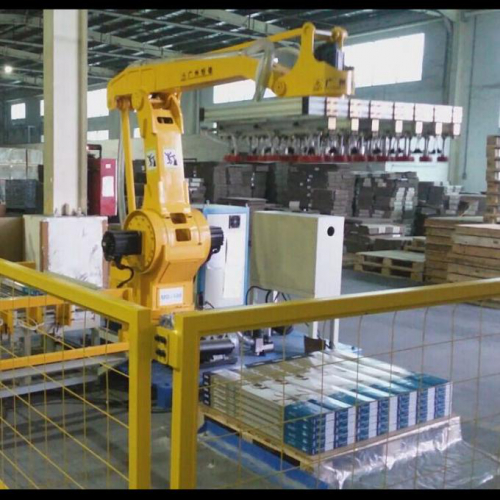 广州长仁 塑胶地板码垛机器人