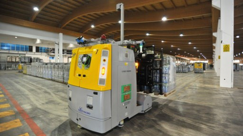 高性能激光制导AGV如何在简易深冻仓库中运行