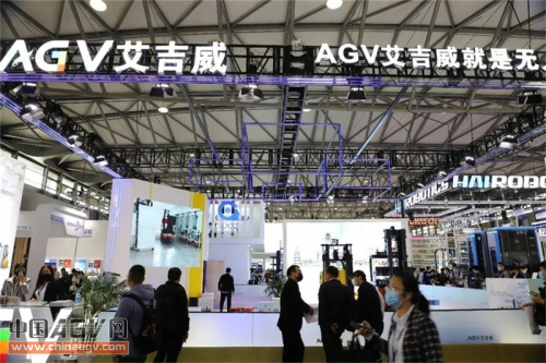 来咯来咯，艾吉威机器人真的来咯