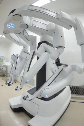 全省第一！哈医大四院“达芬奇”机器人手术量突破500例