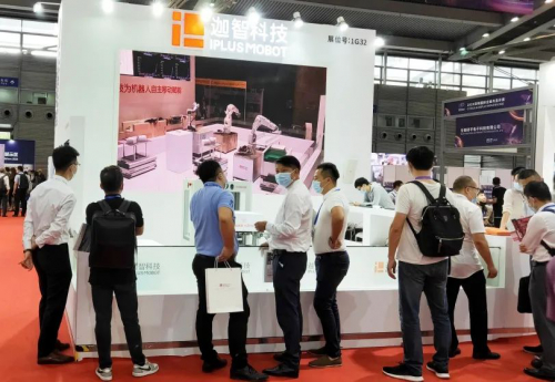 聚焦面板行业智造，迦智携工业物流方案亮相C-Touch