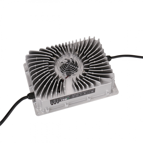 云阳电子  UY1200S防水型充电器