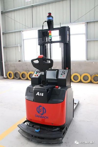 丹巴赫机器人 | 科普：AGV叉车特征