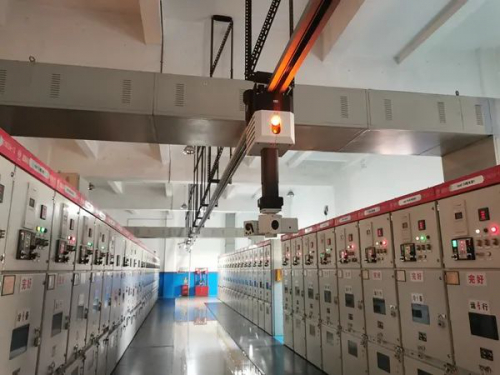 “智能巡检机器人”在陕西彬长矿区变电站上岗