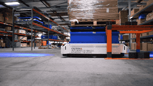 Fetch最新的仓库自主移动机器人旨在取代叉车