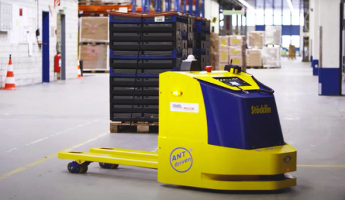 BlueBotics在物料搬运工业机器人领域排名前三名