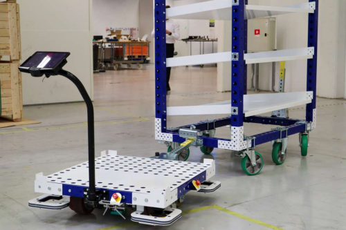 瑞典FlexQube开发用于内部物流简单灵活的AGV-eQart