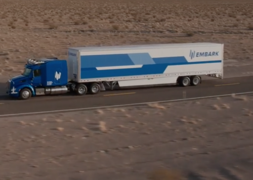 惠普使用无人驾驶卡车运输打印机