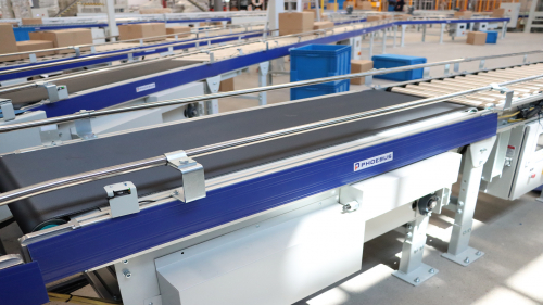 福玻斯:i-Conveyor 箱输送系统