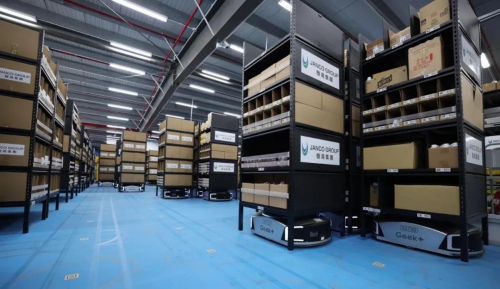 极智嘉助力亚洲3PL引领者在港实现智慧物流升级，RaaS模式赋能柔性部署