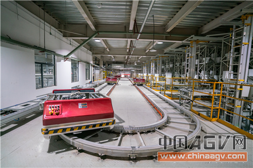 RGV轨道运输车 博瑞海曼_中国AGV网(www.chinaagv.com) RGV轨道运输车 博瑞海曼_中国AGV网(www.chinaagv.com)