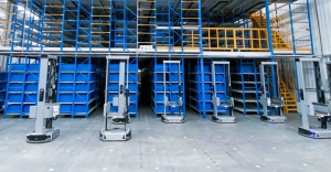 致力于“成为智能物流解决方案专家”--“中叉网-2021叉车和移动机器人安全、质量万里行”走进极智嘉科技