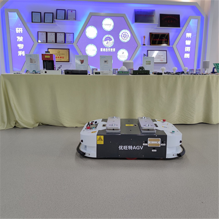 agv小车，潜伏顶升式AGV，智能搬运车