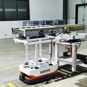 AGV小车—汽车发动机行业应用现场