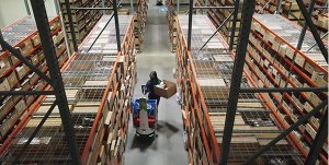 机器人技术和自动化：新型机器人提高物料搬运的效率