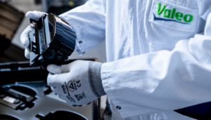 法雷奥推出用于自动驾驶的第三代扫描激光雷达