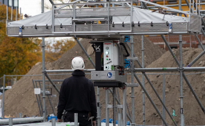  机器人提升系统 LIFTBOT