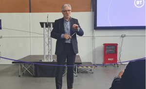 英国电信通过新实验室加强提升机器人技术