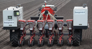 doorgrond AgroIntelli Robotti 150D