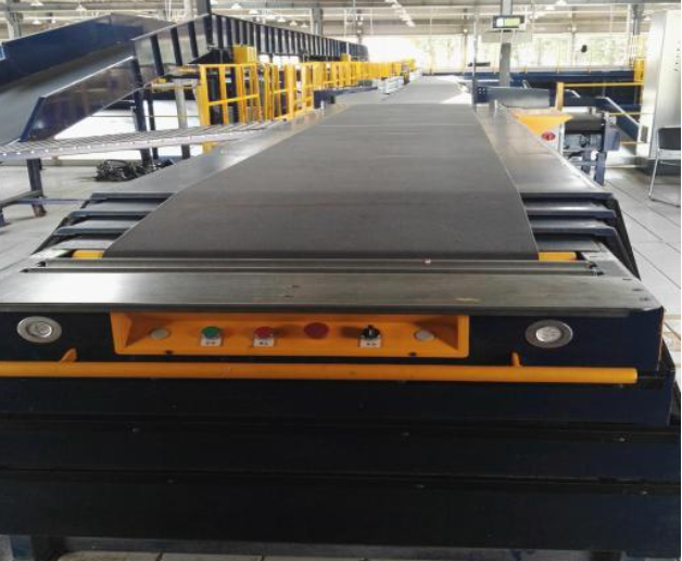 德沃尔 伸缩皮带机_中国AGV网(www.chinaagv.com) 德沃尔 伸缩皮带机_中国AGV网(www.chinaagv.com)