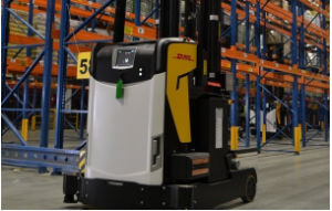 德国邮政首次使用 Rocla自主叉车