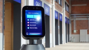 海外拓展提速 猎户星空“豹小秘”担任泰国自动化博览会开幕司仪