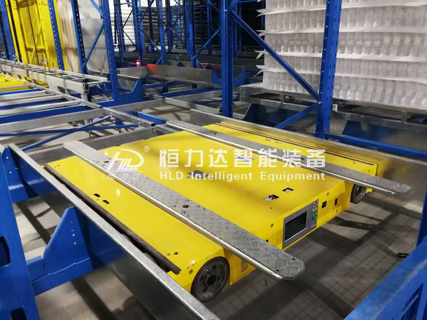 四向穿梭车立体仓库 密集型自动化货架立体库_中国AGV网(www.chinaagv.com) 四向穿梭车立体仓库 密集型自动化货架立体库_中国AGV网(www.chinaagv.com)