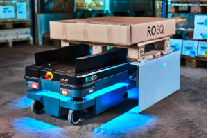 缩小自主移动机器人部署设备的知识差距