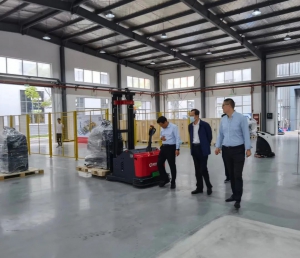 强强联合，联核&高仙携手探索工业场景物流和清洁综合解决方案！