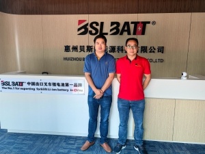 中叉网走访中国出口叉车锂电池贝斯新能源 