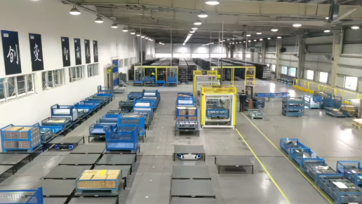 极智嘉P800R机器人自动收货