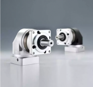 东莞Fubao厂家提供品宏斜齿轮行星减速机转角减速箱伺服步进3速比90度直角方法兰