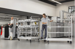 用于精益生产的模块化独立物流牵引拖车