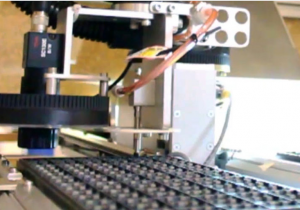Simplimatic：西姆特拉克杰德克托盘翻转器®