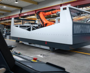 FRAI机器人技术公司展示了移动机器人工作单元