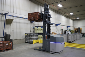 Noovelia自主开发无人工业车辆智能导航系统