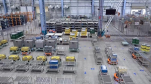 爱信通过智能机器人和 Mujin AGV 实现工厂物流自动化