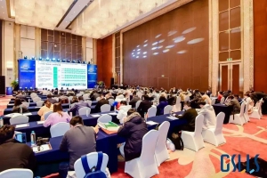 斩获多项大奖！KUKA AMR出席2022全球智能物流产业领袖峰会