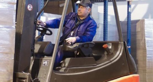 Erdner Bros. Warehouses 用坚固耐用的 Windows 平板电脑代替笔和纸_中国AGV网(www.chinaagv.com) Erdner Bros. Warehouses 用坚固耐用的 Windows 平板电脑代替笔和纸_中国AGV网(www.chinaagv.com)