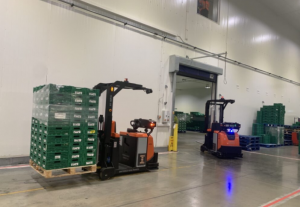 自动叉车结出硕果