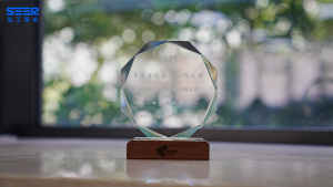 仙工伙伴丨仙工智能与遨博智能达成战略合作，共研高精度激光 SLAM 协作机器人