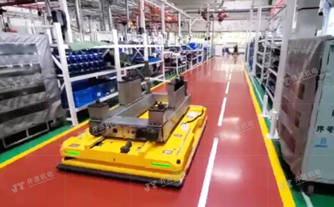 SLAM激光导引双向辊道型AGV_中国AGV网(www.chinaagv.com) SLAM激光导引双向辊道型AGV_中国AGV网(www.chinaagv.com)