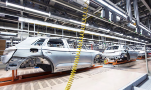 新能源汽车产能大扩增 为物流装备平添多少机遇？