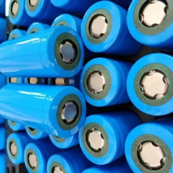 供应32700 6000 mAh 磷酸铁锂电池_中国AGV网(www.chinaagv.com) 供应32700 6000 mAh 磷酸铁锂电池_中国AGV网(www.chinaagv.com)