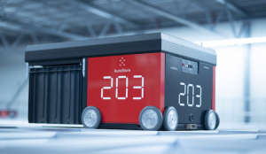 SVT和卡迪斯合作进行拣货和包装