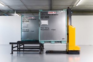 Kivnon 将在 Advanced Factorys 2023 上推出其最新版 K55 叉车式 AGV